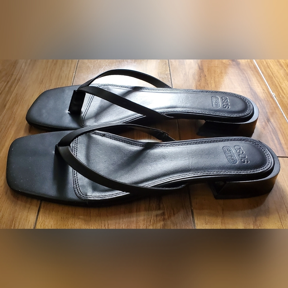 Sandal Bundle - Picture 9 of 14